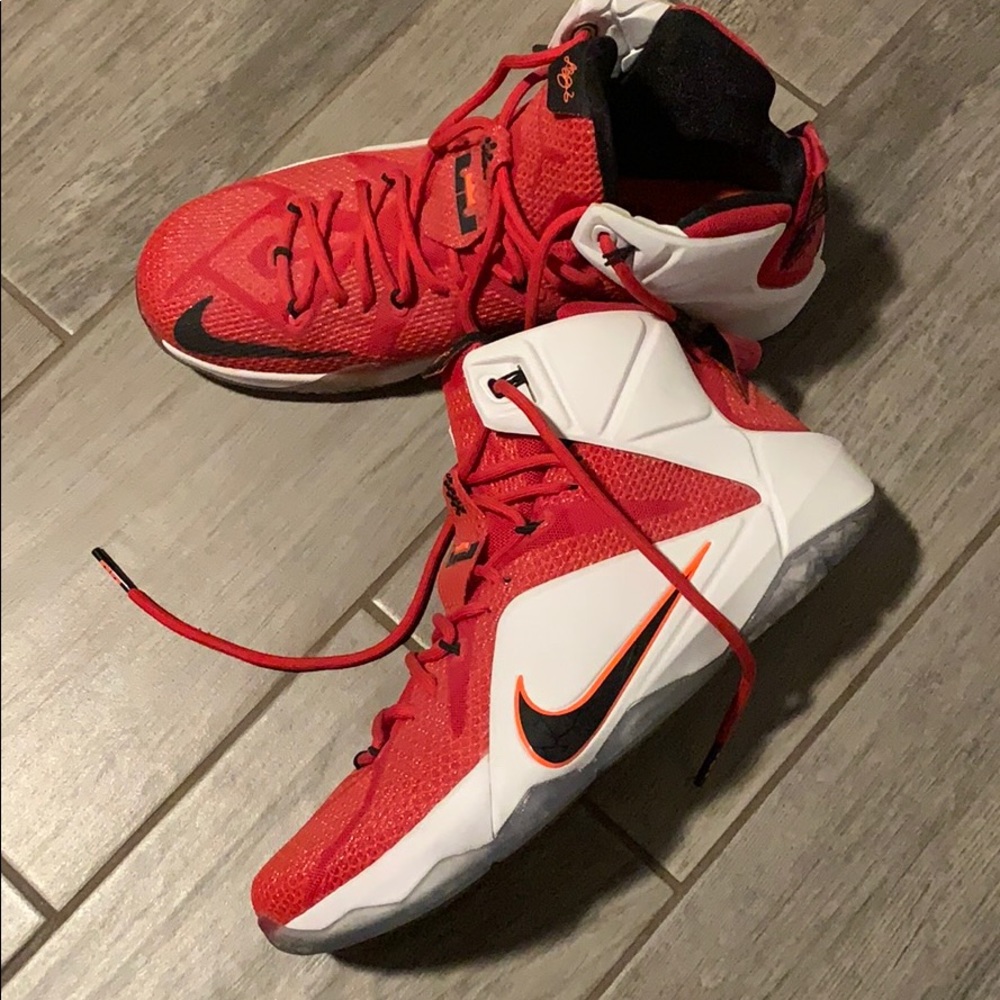 Lebron 12 Basketball Shoe